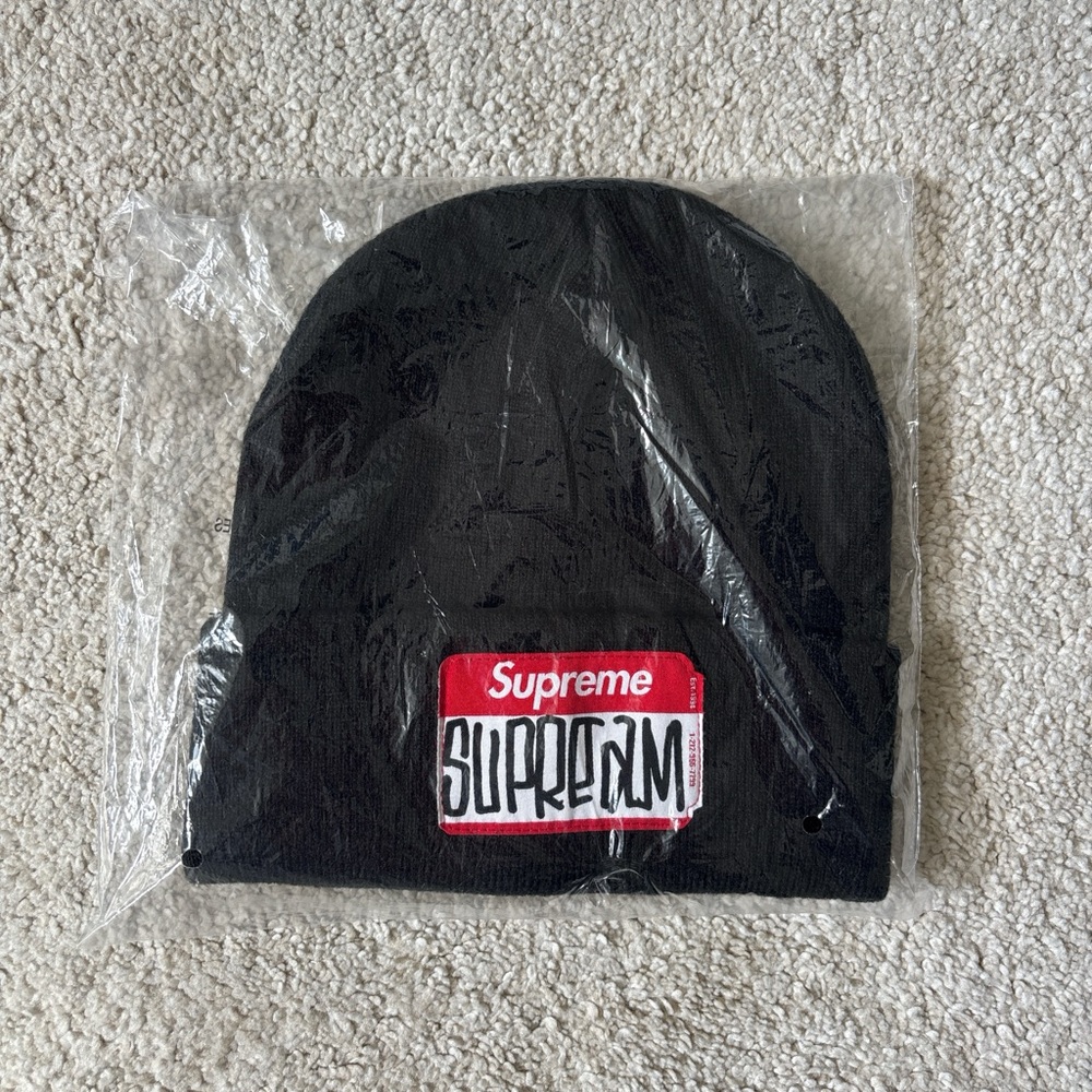 Supreme New York NameTag Beanie
